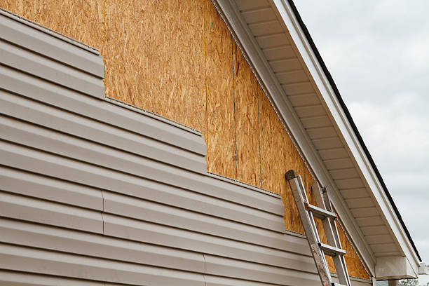 24/7 Emergency Storm Damage Siding Repair experts in Amherst, OH